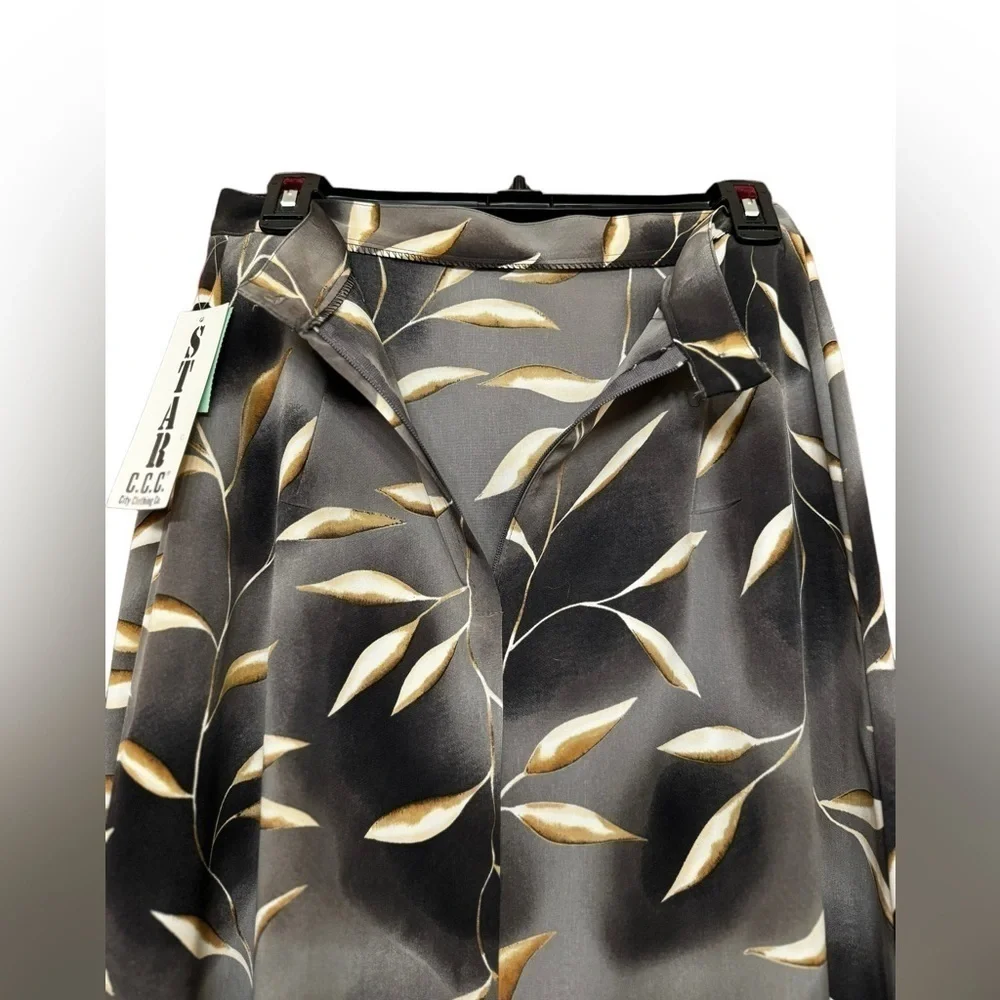 City Clothing Co vintage leafy